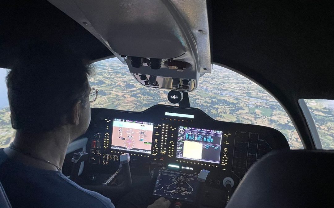 Frica de zbor și cum un simulator de zbor te poate ajuta să o depășești