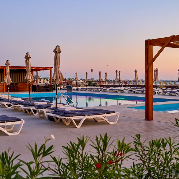 Hoteluri în Mamaia: Confort și eleganță pe malul mării