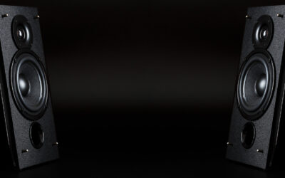 Care sunt avantajele unui sistem audio compus din boxe active?