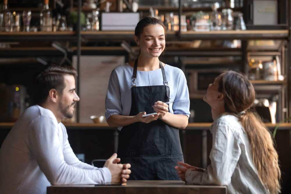 Cum te ajuta serviciile de asistenta online daca ai un restaurant?