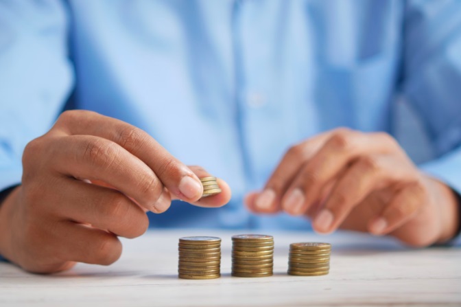 Cumpărăturile inteligente: Cum să faci achiziții importante fără să îți pui finanțele în pericol?
