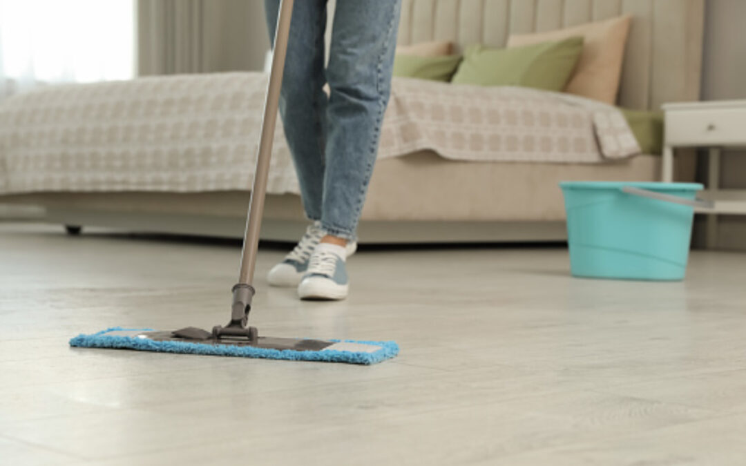 Vrei să-ți organizezi dormitorul mai eficient? Iată 3 trucuri pentru a menține mereu curățenia