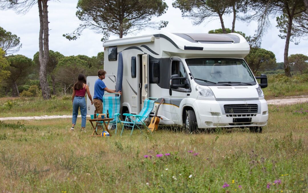 Avantajele acumulatorului cu gel pentru sistemul de energie al rulotei