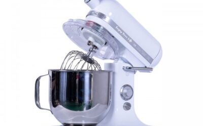 Mixer planetar: ce este, cum se folosește și ce rețete poți prepara cu el