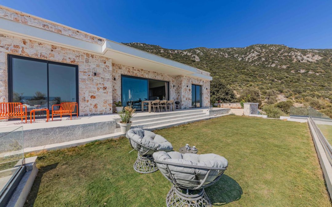 Cum alegi culorile potrivite pentru exteriorul casei? 3 sfaturi